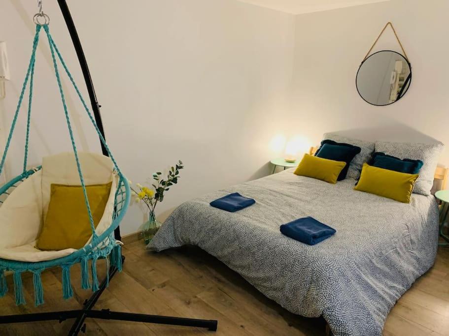 Cocooning Modern Design Studio Avesnes-sur-Helpe Экстерьер фото